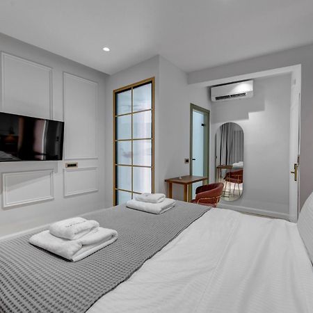 에르무폴리 Eclectic Syros B&B 외부 사진