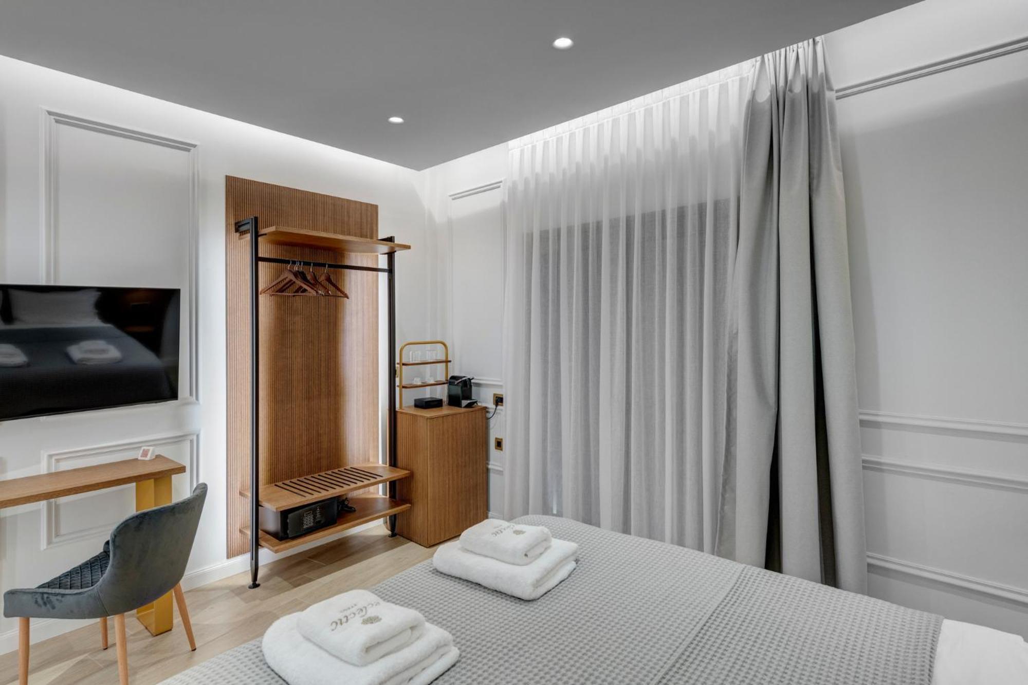 에르무폴리 Eclectic Syros B&B 외부 사진