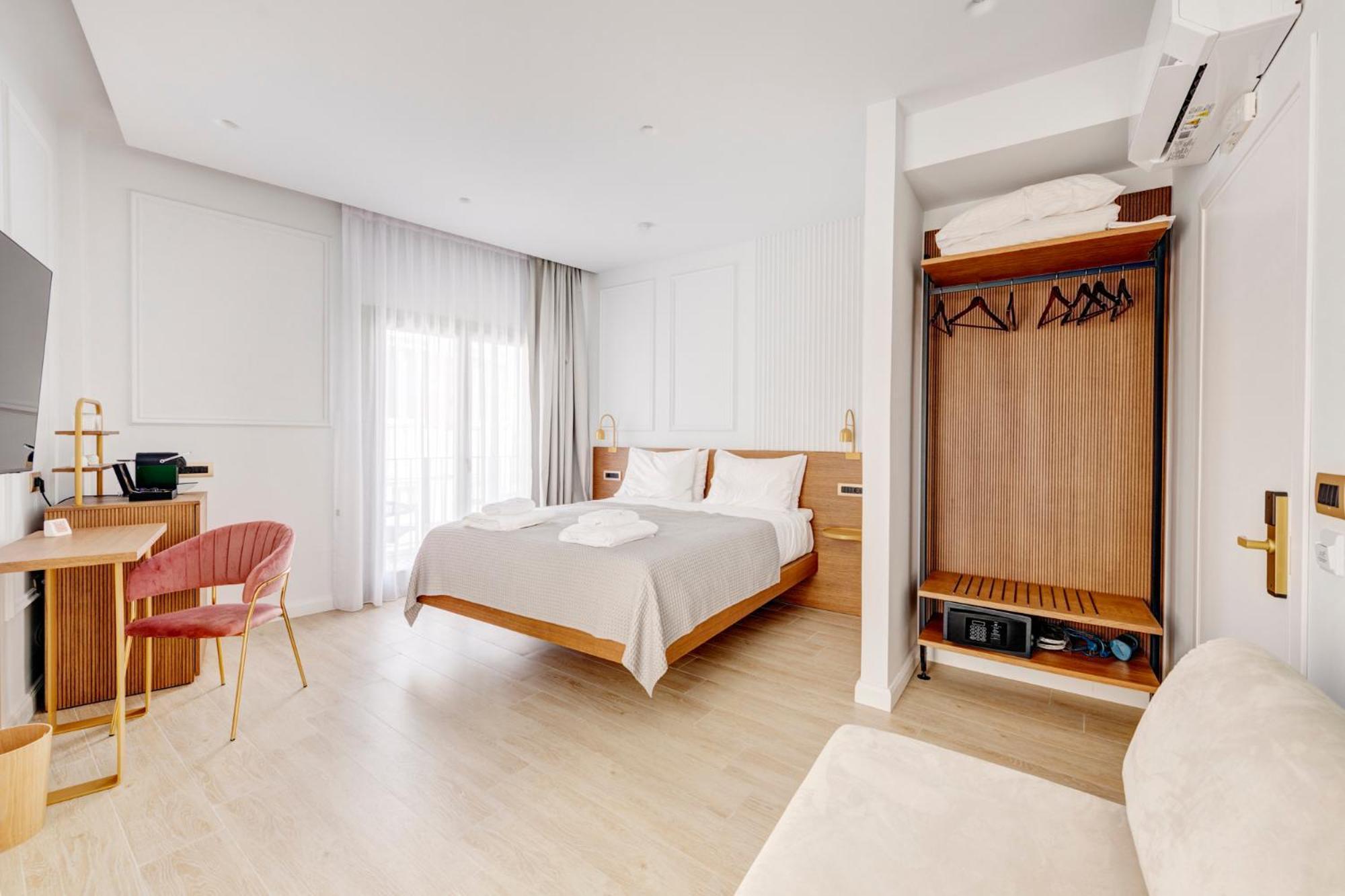 에르무폴리 Eclectic Syros B&B 외부 사진