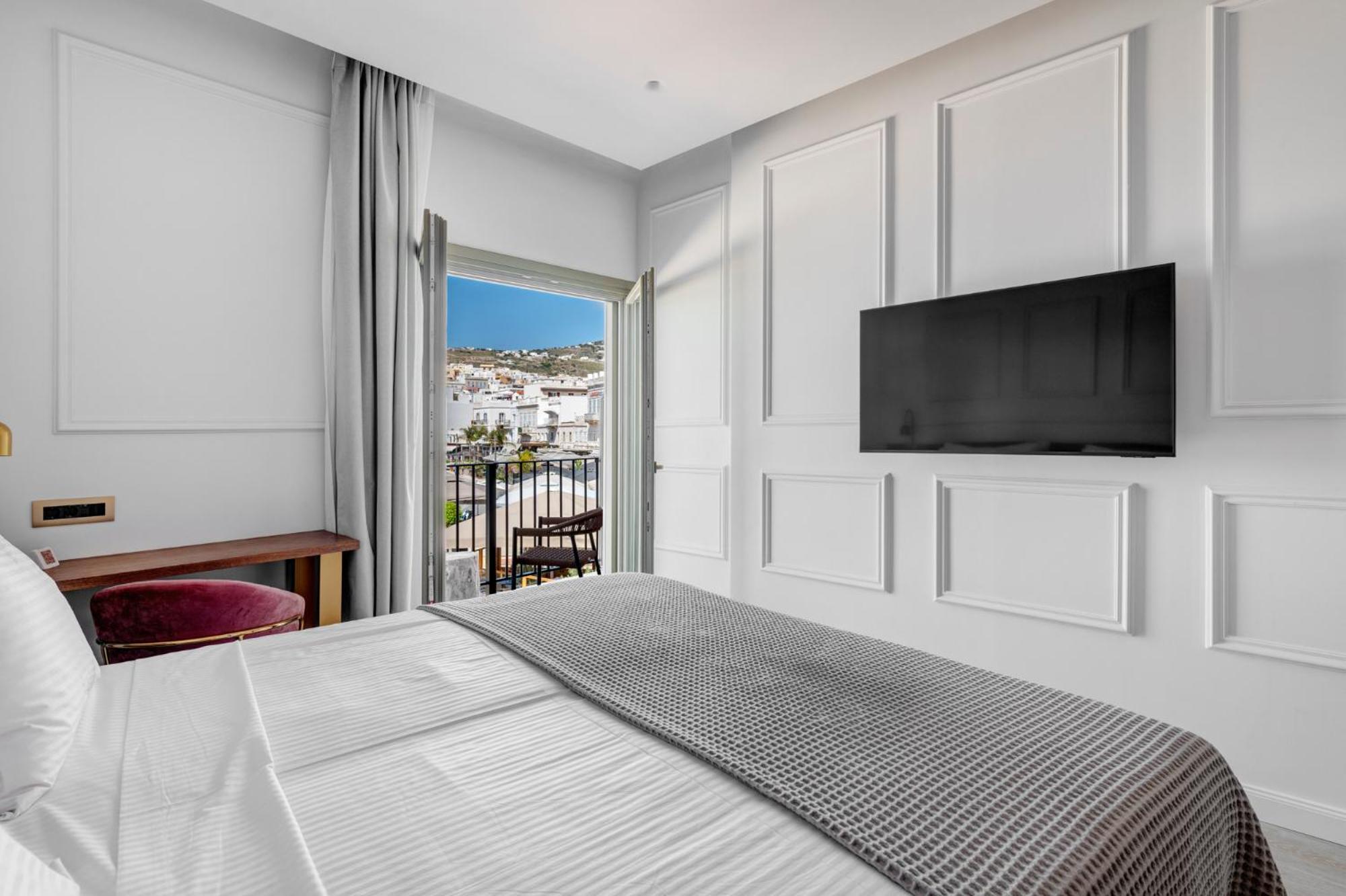 에르무폴리 Eclectic Syros B&B 외부 사진